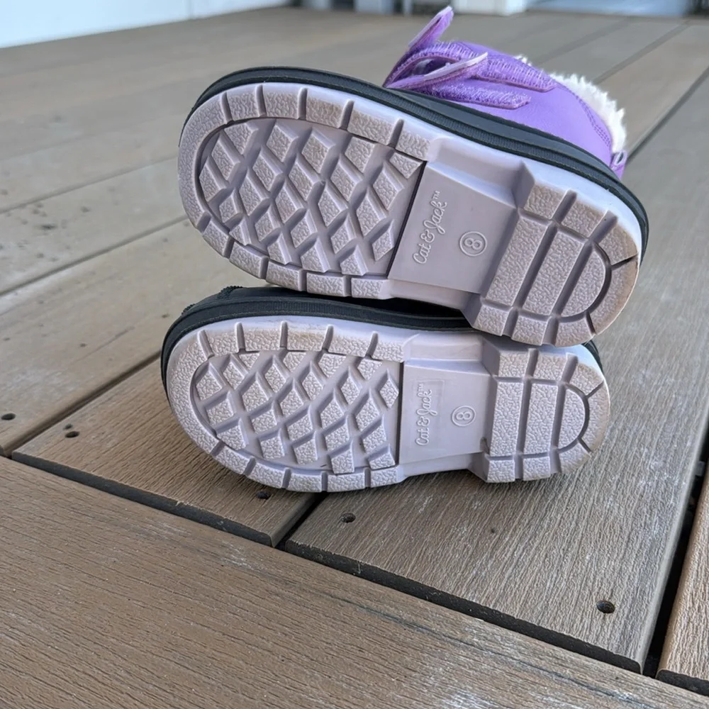 Snow Boots Cat & Jack Size 8 Toddler